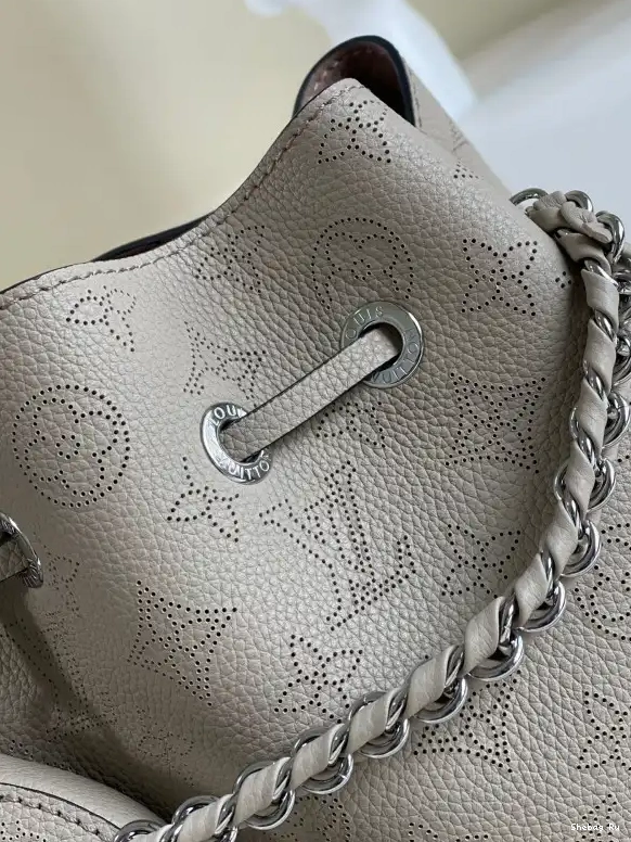 LOUIS VUITTON BELLA 0616